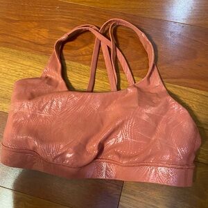 Lululemon sports bra